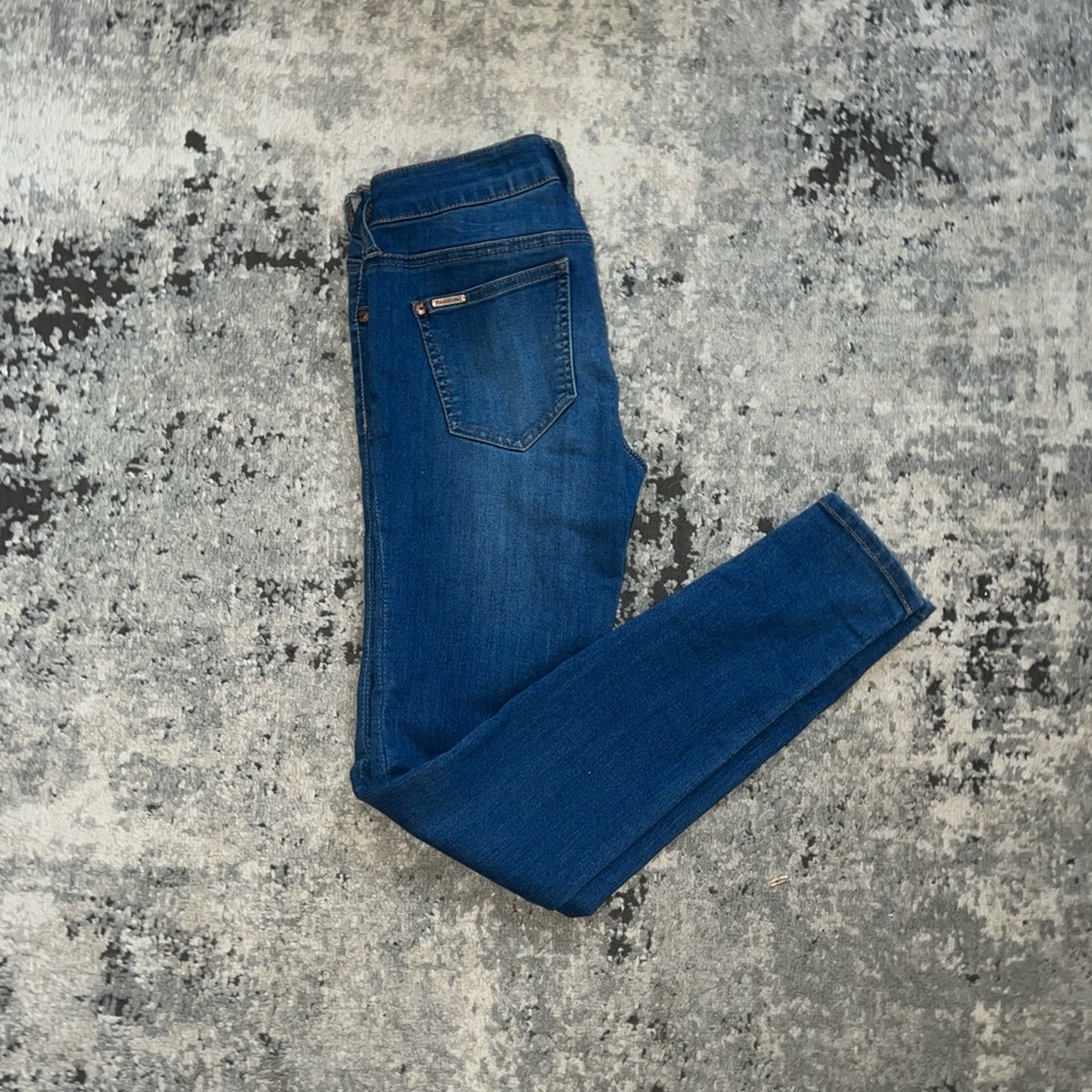 Celebrity Pink Dark Denim Skinny Jeans size 5/27